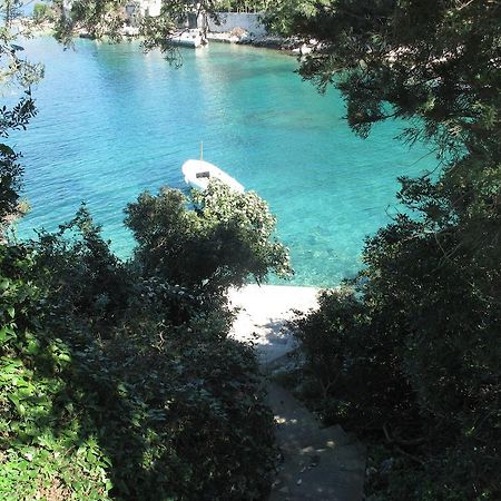 Apartments Zuvela Korčula Екстериор снимка