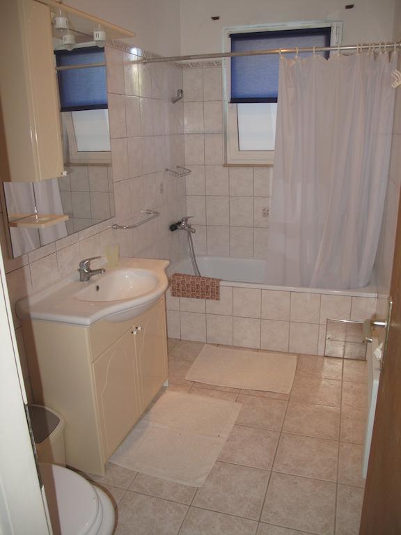 Apartments Zuvela Korčula Стая снимка
