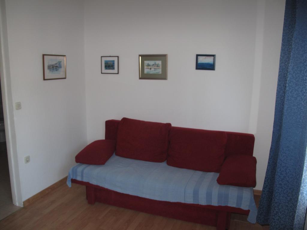 Apartments Zuvela Korčula Стая снимка